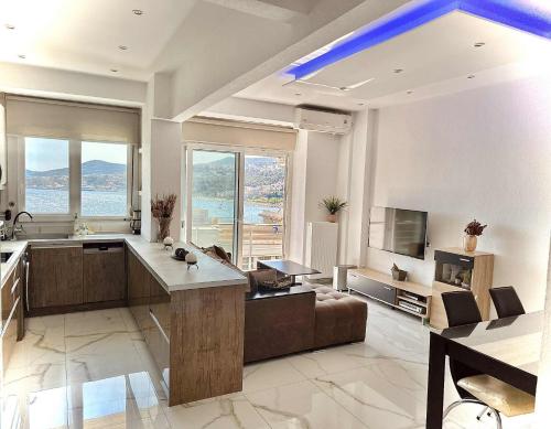Kavala Lux Seaview Spot
