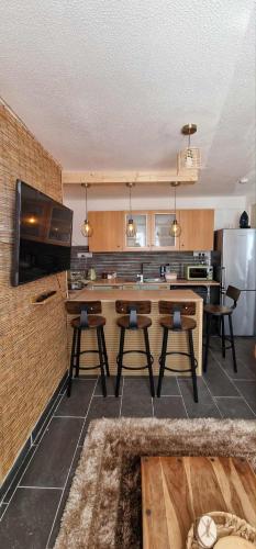 Taff Cottage - Free parking, Fast Wifi, Comfy Stay photo 10