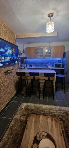 Taff Cottage - Free parking, Fast Wifi, Comfy Stay photo 15