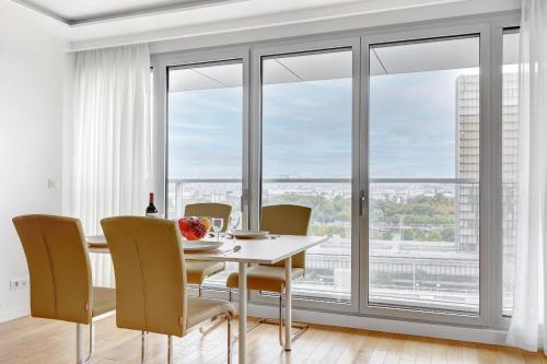 Suite Mitterand, Penthouse Parisien avec balcon