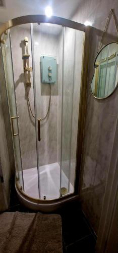 Taff Cottage - Free parking, Fast Wifi, Comfy Stay photo 38