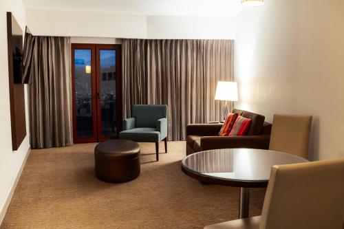 Posezení v ubytování Hilton Garden Inn Cusco