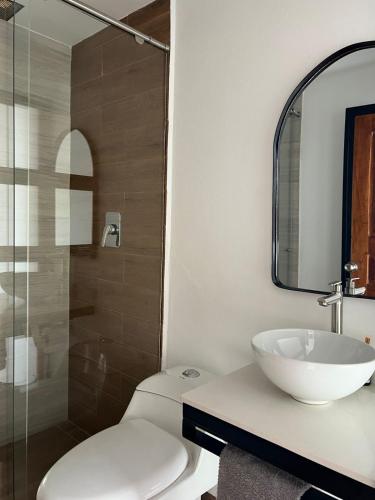 Ένα μπάνιο στο Apartamento Campestre Jericó Antioquía La Esmeralda