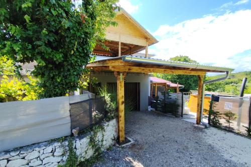 Family-friendly apartments with swimming pool Sveti Martin, Central Istria - Sredisnja Istra - 23295