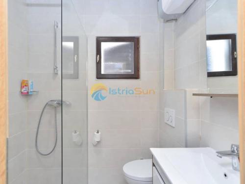 Apartments Manda - One Bedroom Apartment With Terrace A5