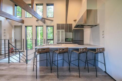 Greyton B - Modern spacious 2 bedroom unit