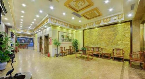 Lobi atau kawasan kaunter penerimaan di Telecom Hotel Guilin
