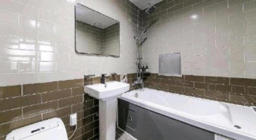 Gallery image of Brown Dot Tourist Hotel Busan New Port in Changwon