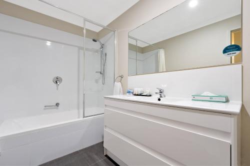 Koupelna v ubytování Quality Resort Sorrento Beach
