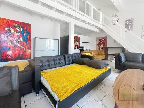 Posezení v ubytování T6 Unique, Chic and Artistic with large terrace