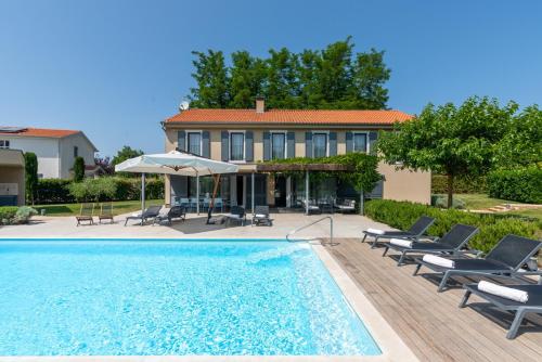 Villa Kroštula with private pool and BBQ