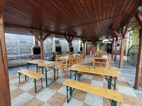 Εστιατόριο ή άλλο μέρος για φαγητό στο MarLiv Complex