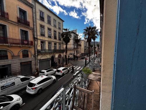 Charming apartment in city center with wifi and air conditioning