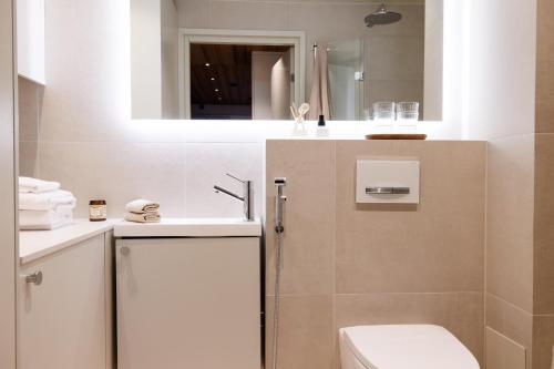 Ένα μπάνιο στο Hideout Villas - Kide Lodge