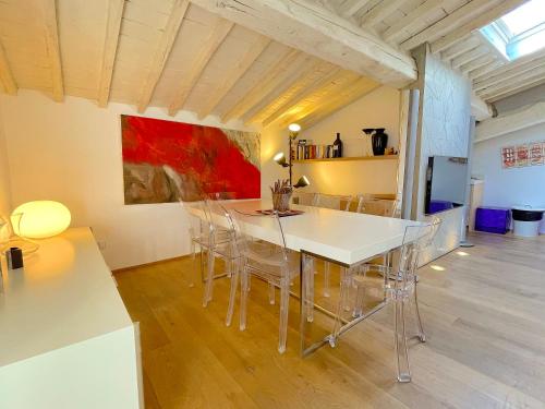 Luxury View Terrace Apartment