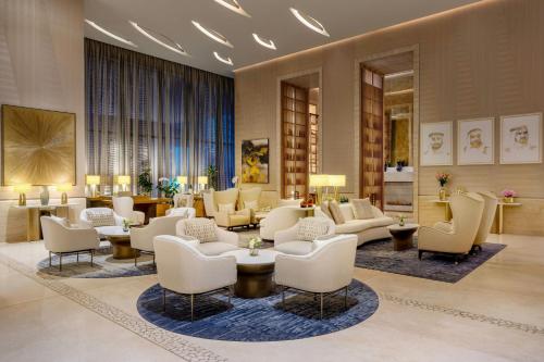 Posezení v ubytování The St. Regis Dubai, The Palm