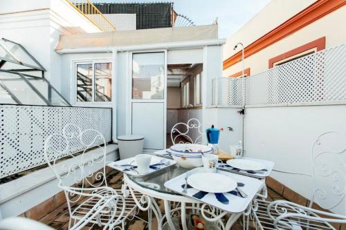 Beautiful Duplex 1BT 1.5BH 2 Terraces