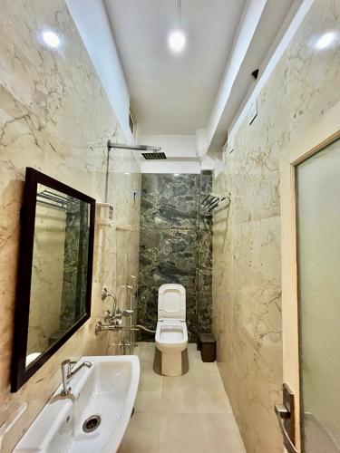 Ένα μπάνιο στο Turtle Hostel Udaipur- 50 mtr from Lake