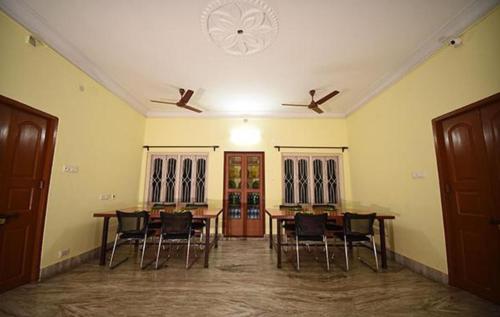 Φωτογραφία από το άλμπουμ του FabHotel Sonar Bangla Guest House στην Καλκούτα