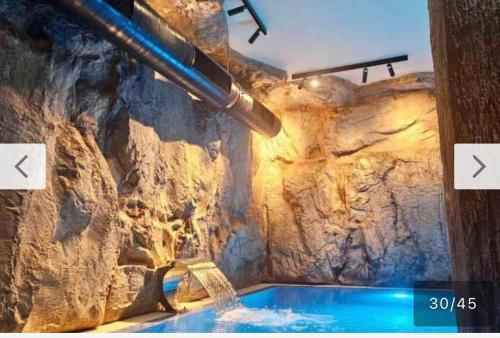 Бассейн в Apartman Masa Spa&Wellness или поблизости