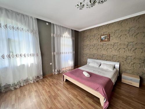 Ένα ή περισσότερα κρεβάτια σε δωμάτιο στο Mountain View Deluxe Villa & pool