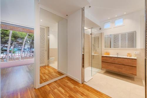 Ένα μπάνιο στο Villa Ocean