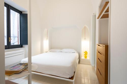 Designer three-room apartment 100 meters from the cathedral Amalfi 44 photo 2