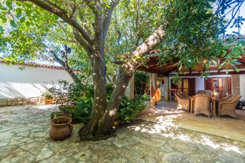 Atri Giardino in Premantura - Haus für 4 Personen