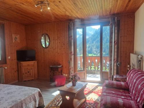 Chalet 2 Pièces, 6 Pers., Proche Centre et Pistes, Balcon Sud/Est, Parking, Animal Admis