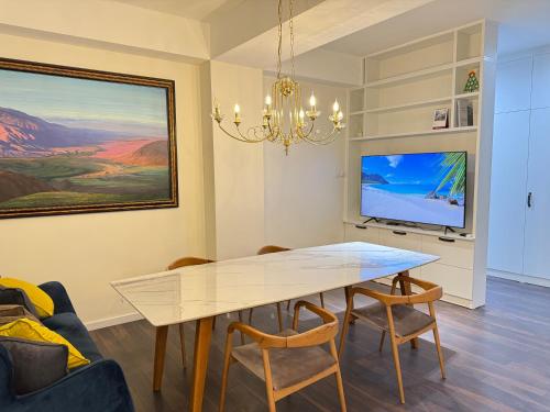 Modern Apartment near BishkekPark Mall