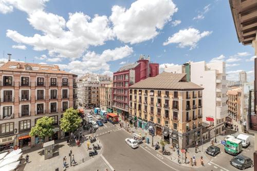 Regio Esquinazo Calle Mayor y Cava de San Miguel