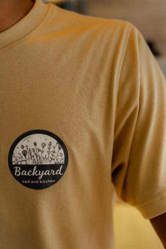 Certifikát, hodnocení, plakát nebo jiný dokument vystavený v ubytování Backyard Bed & Kitchen