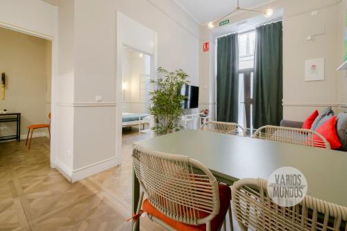 Confort y cultura para 10, en el vibrante Lavapiés