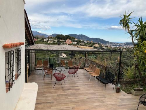 Maison avec vue mer et jacuzzi à 15 mn du centre