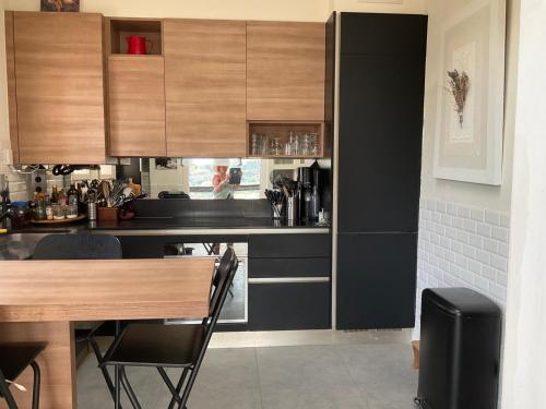 Maison avec vue mer et jacuzzi à 15 mn du centre