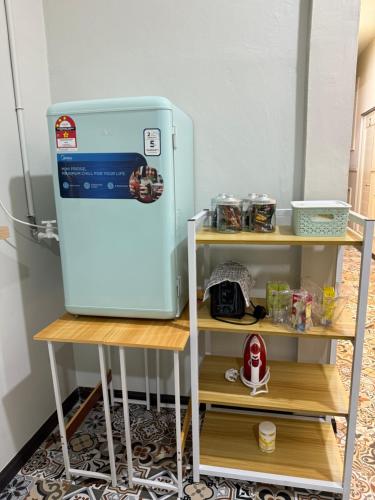 Dapur atau dapur kecil di AHM RoomSTAY