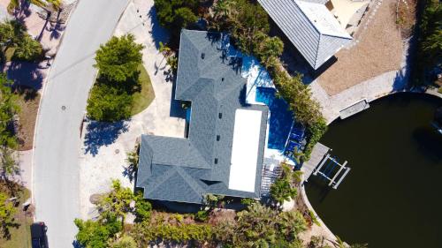 an overhead view of a house with a large letter x on the roof at Siesta Dreamin' in Siesta Key