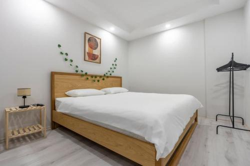 Postel nebo postele na pokoji v ubytování Cozy & Stylish Apartment Near Kaleici