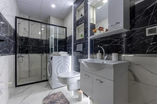 Koupelna v ubytování Cozy & Stylish Apartment Near Kaleici