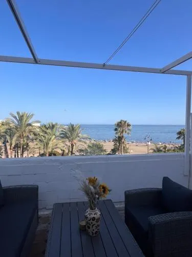 Apartment on the beach photo 1