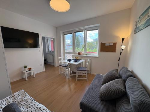 The white Nest Apartment near City Center