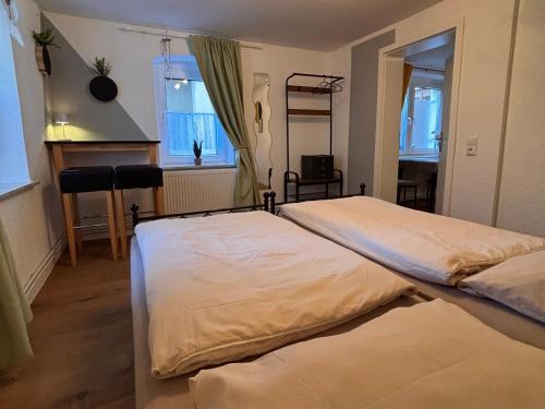 Postel nebo postele na pokoji v ubytování Ferienwohnung Elbflair