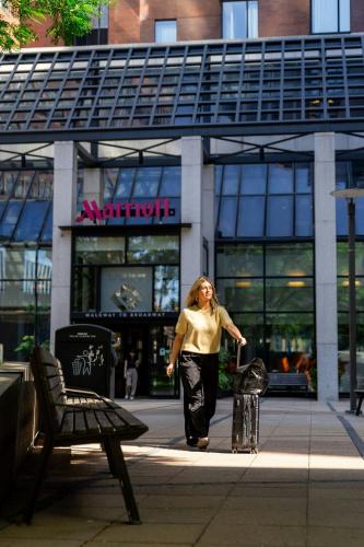 Επισκέπτες που μένουν στο Boston Marriott Cambridge
