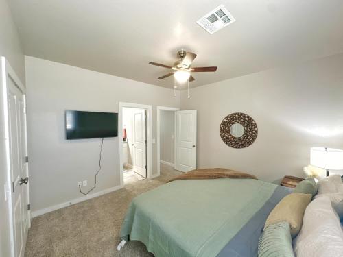 Galeriebild der Unterkunft Edmond Fresh Modern townhouse in Edmond