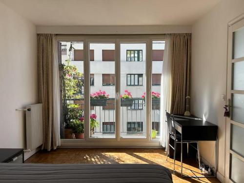 Vue sur la tour Eiffel, agréable appartement T2