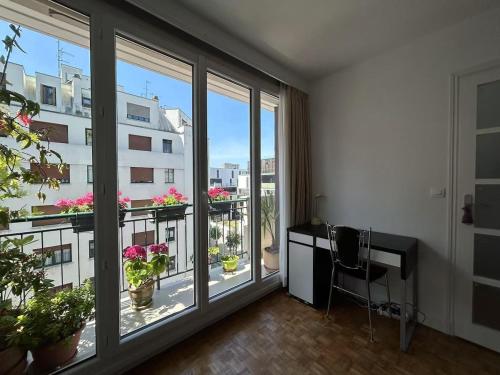 Vue sur la tour Eiffel, agréable appartement T2