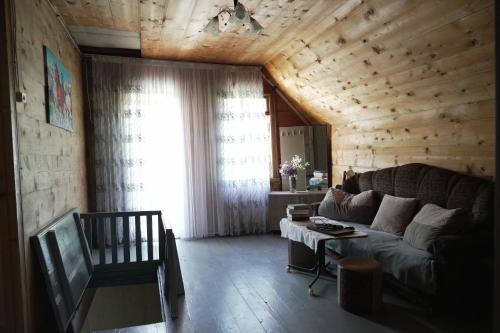 Гостиная зона в Nita - Guest House ნიტა - საოჯახო სასტუმრო