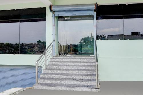 Gambar di galeri bagi Hotel O The Royal Inn di Fatwa