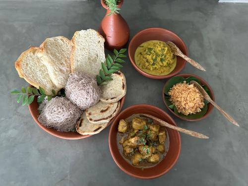 Jídlo v hotelu nebo okolí