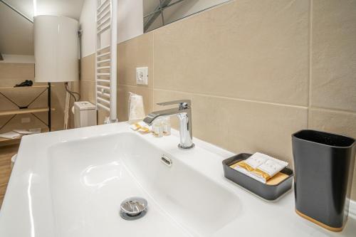 Bilik mandi di Residenza JOY